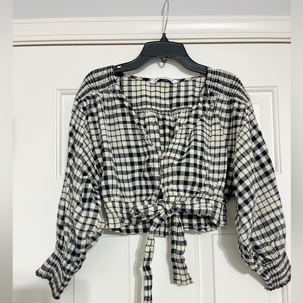 Like new Zara gingham cropped top